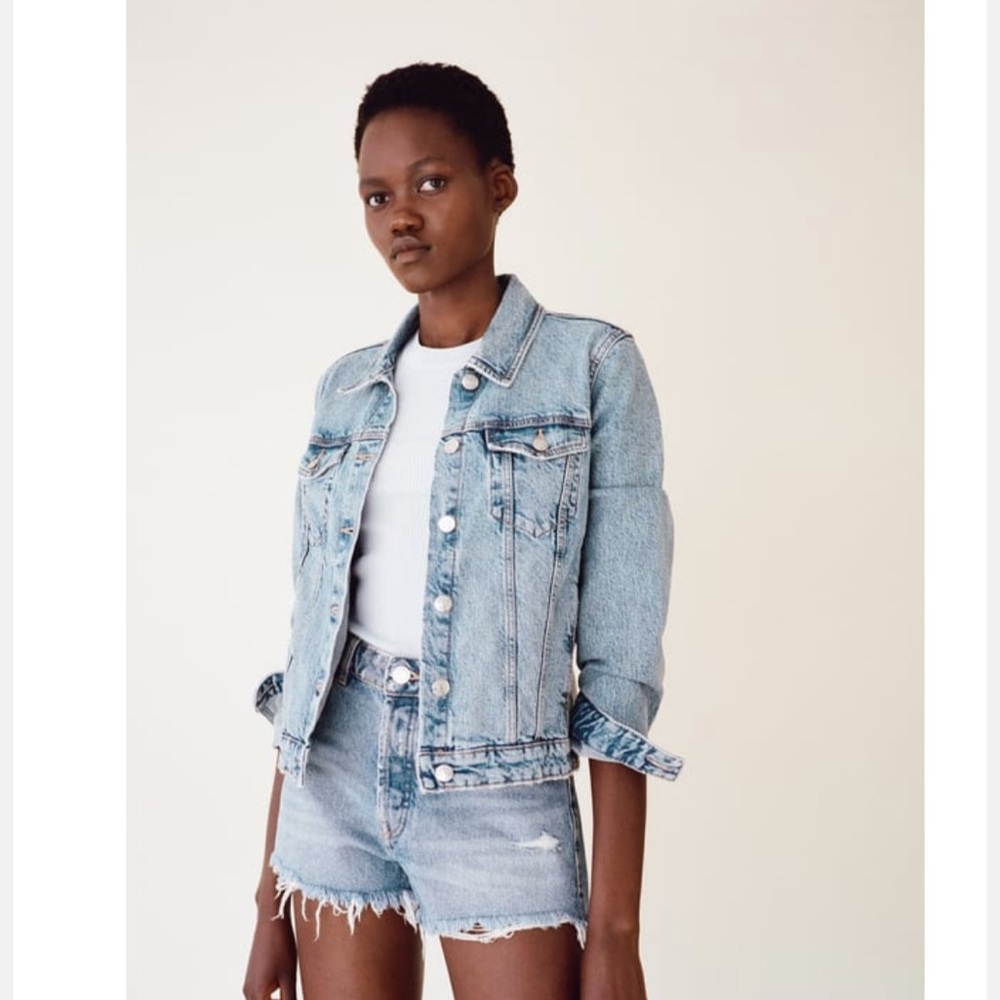 Zara Frayed Midrise Denim Shorts